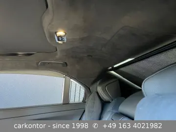 M760e xDrive  M SPORT PRO LOUNGE SEATING PA SKY