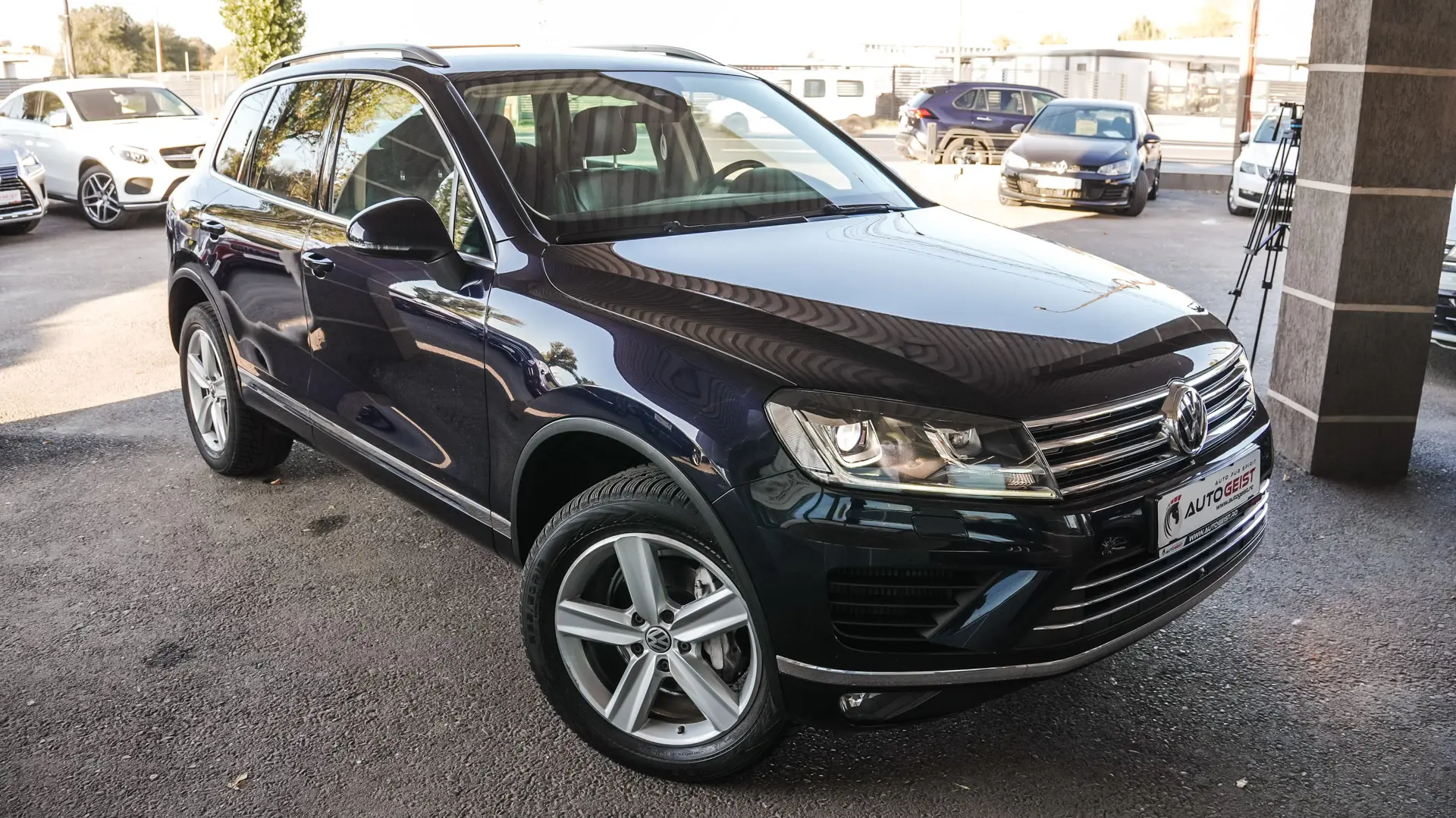 VOLKSWAGEN TOUAREG