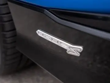 Urus S 23  B&O PANO MASSAGE NACHTSICHT PARK-ASSI