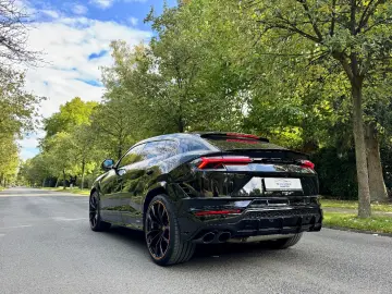 Urus S MY24 Pano  23 B&O Fond Massage