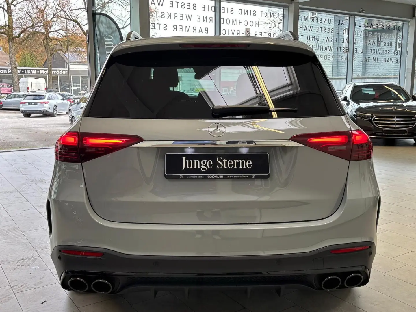 GLE 53 4M  PERF. DISTR PANO HUD BURM MBEAM 360