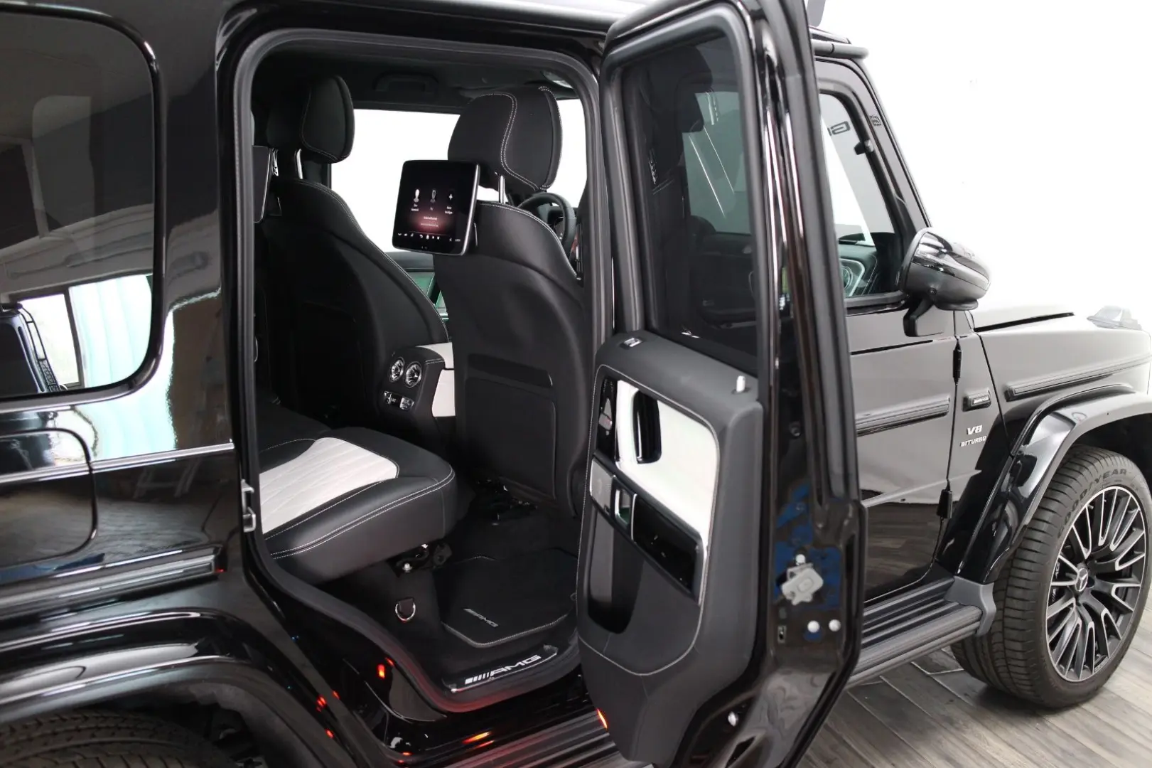 G -Klasse 63 AMG Keyless Multimedia