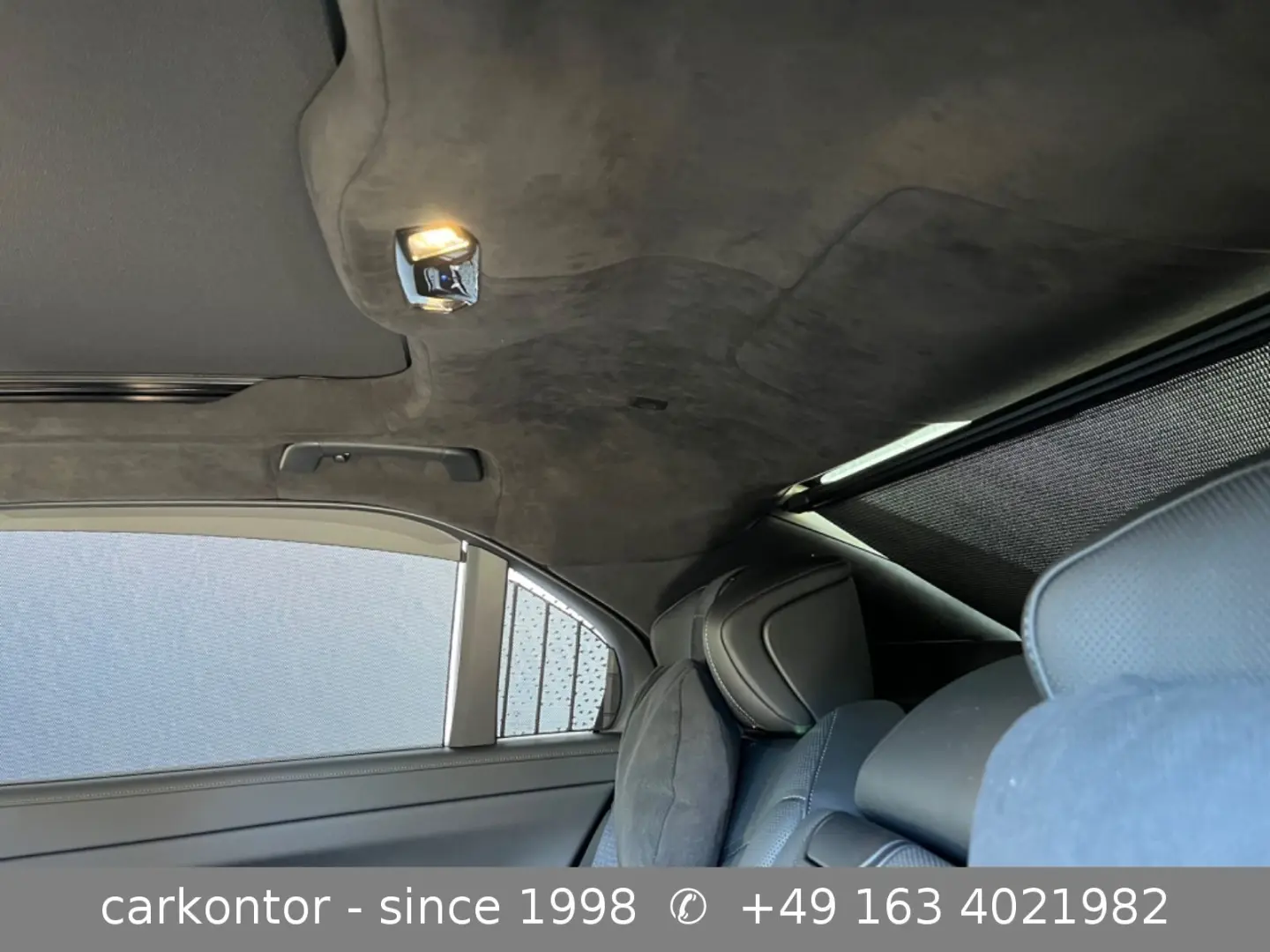 M760e xDrive  M SPORT PRO LOUNGE SEATING PA SKY