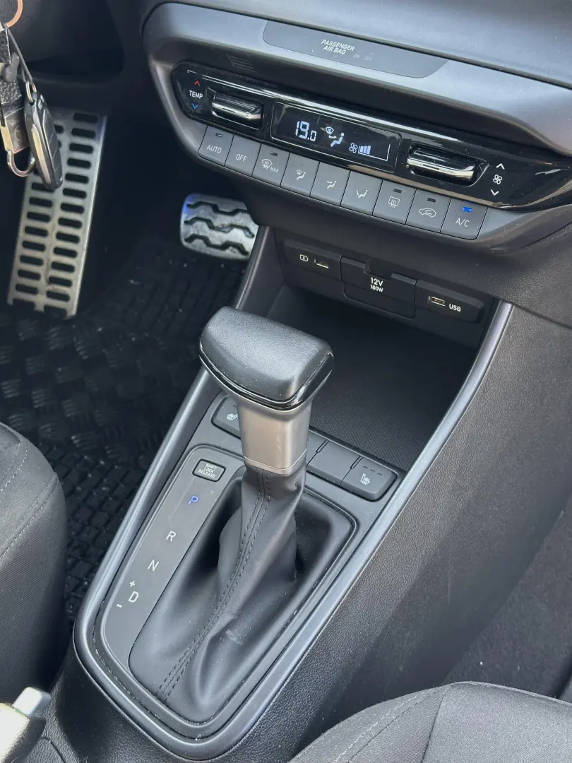 Hyundai Bayon 1.0 T-GDI M-Hybrid 100 CP 7DCT Led Line