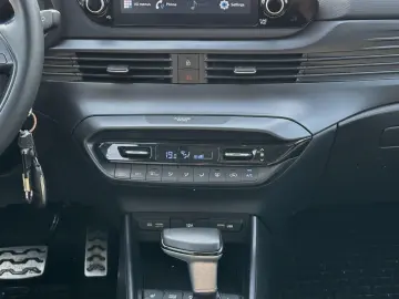 Hyundai Bayon 1.0 T-GDI M-Hybrid 100 CP 7DCT Led Line