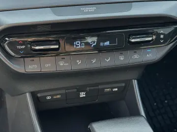 Hyundai Bayon 1.0 T-GDI M-Hybrid 100 CP 7DCT Led Line