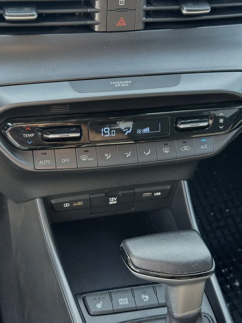 Hyundai Bayon 1.0 T-GDI M-Hybrid 100 CP 7DCT Led Line