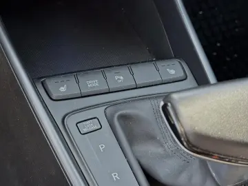 Hyundai Bayon 1.0 T-GDI M-Hybrid 100 CP 7DCT Led Line