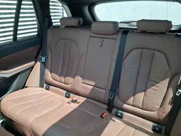 X5 xDr30d M Sportpaket LED Navi DrivAs HUD Pano