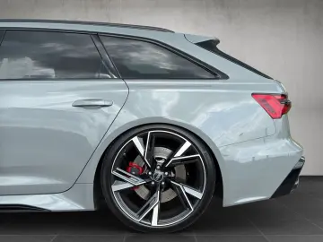 RS6 4.0 TFSI quattro Dynamik Carbon Matrix 22 LM