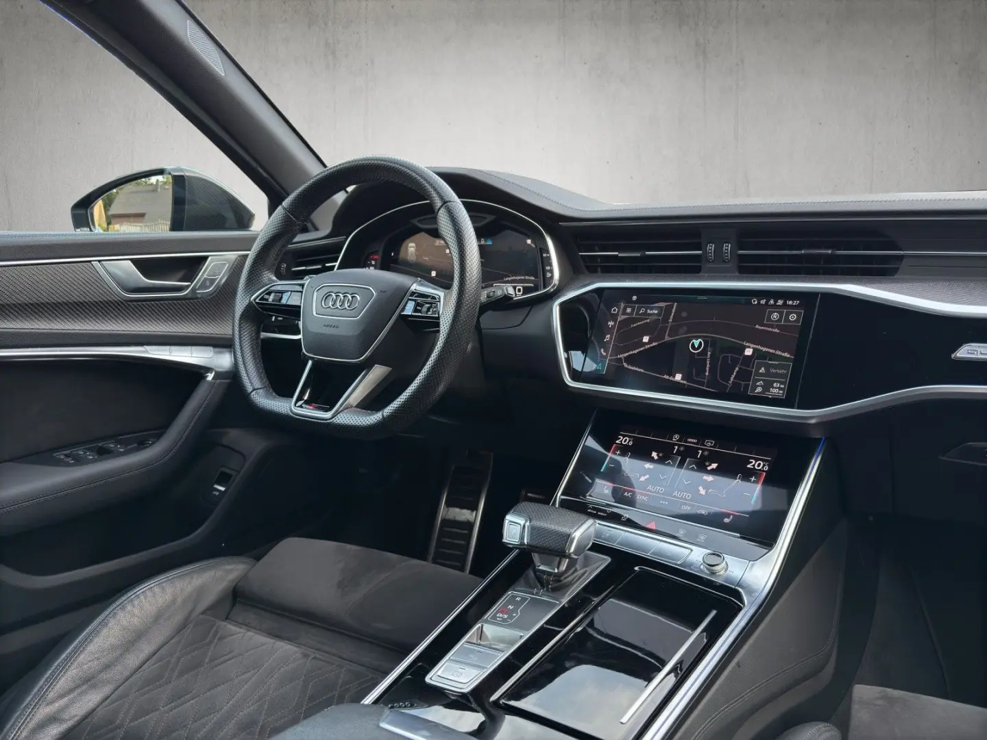 RS6 4.0 TFSI quattro Dynamik Carbon Matrix 22 LM