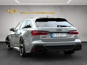 RS6 4.0 TFSI quattro Dynamik Carbon Matrix 22 LM