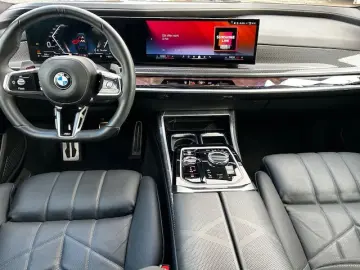 740d xDr.M Sport Pro Executive Fond Sky 161930 -