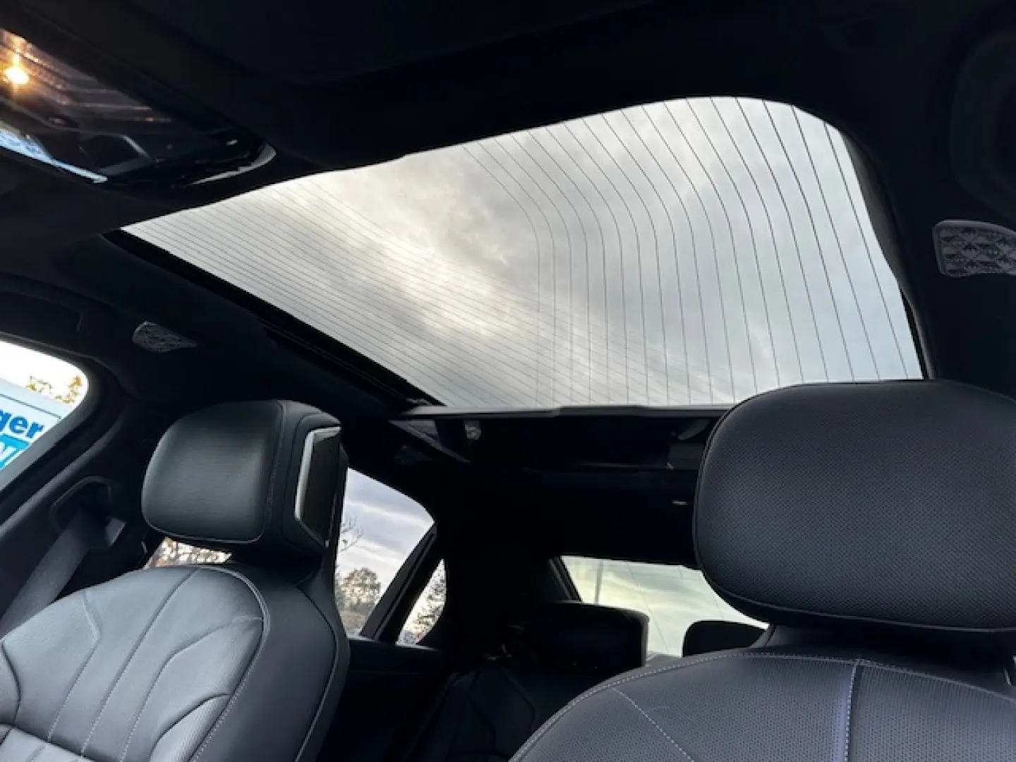 740d xDr.M Sport Pro Executive Fond Sky 161930 -