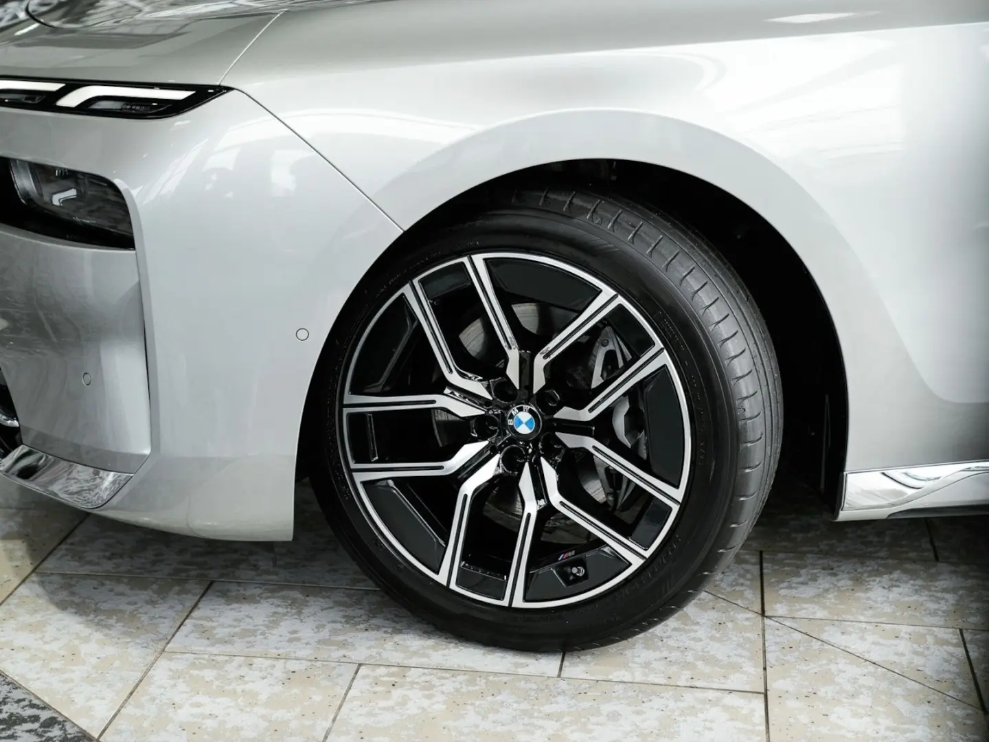 740d xDrive B&W Belüftung Autobahnass. Massage