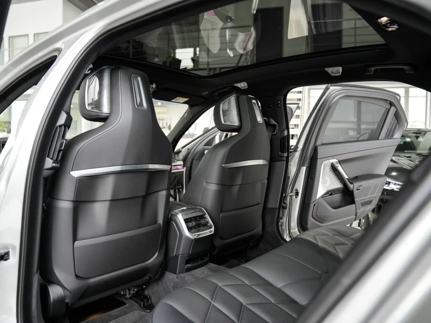 740d xDrive B&W Belüftung Autobahnass. Massage