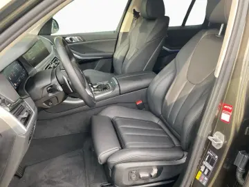 X5 xD 45e DrivAss 2-AchsLuft MemSitz Kam AHK 19