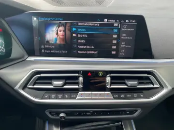 X5 xD 45e DrivAss 2-AchsLuft MemSitz Kam AHK 19