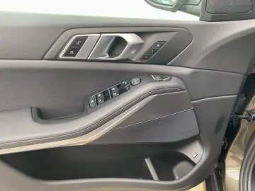 X5 xD 45e DrivAss 2-AchsLuft MemSitz Kam AHK 19