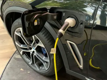 X5 xDrive 45 e xLine Pano Innov.Paket