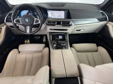 X5 xDrive45e M Sport Navi.Laser.HuD.360 .AHK.ACC