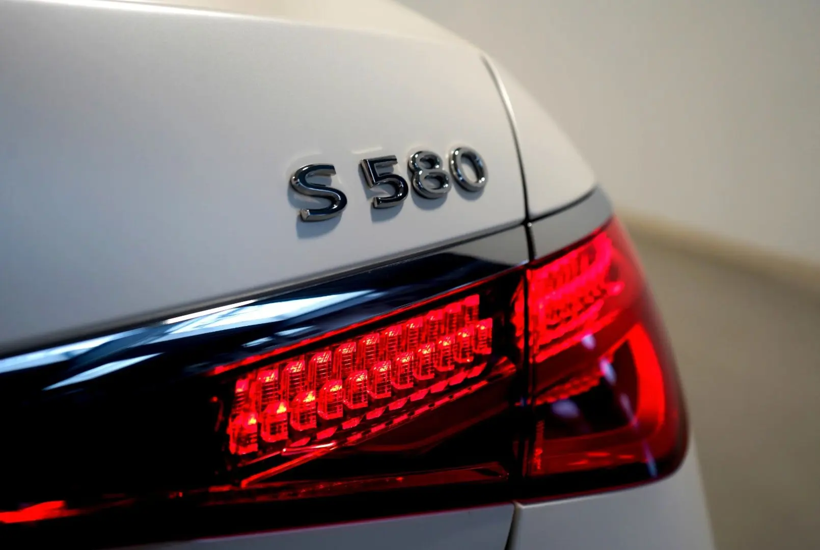 Maybach S 580 4Matic  EXKLUSIV TV DESIGNO-MAGNO