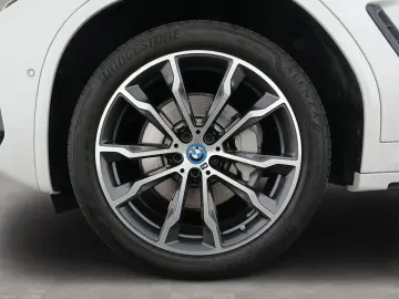 X3 xDrive30e M