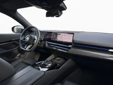 BMW 520 i M Sport AHK AdpLED