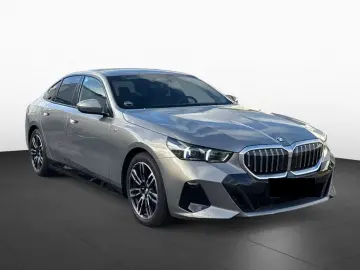 BMW 520 i M Sport AHK AdpLED