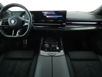 520i M Sport Aut. HK ACC LED HEAD-UP 360CAM NAVI