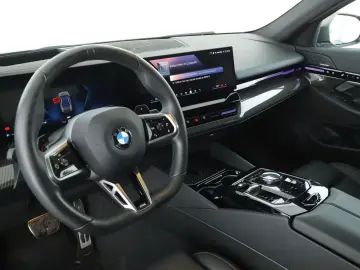 520i M Sport Aut. HK ACC LED HEAD-UP 360CAM NAVI