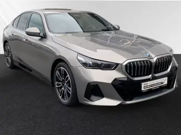 520i  € 1.190 Zubehörbonus M Sport Harman Kardon