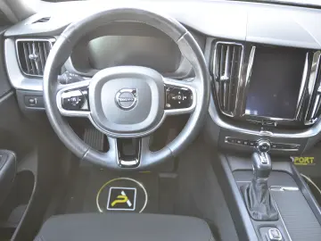 VOLVO XC60 D4 Geartronic Initiate Edition