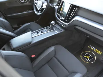 VOLVO XC60 D4 Geartronic Initiate Edition