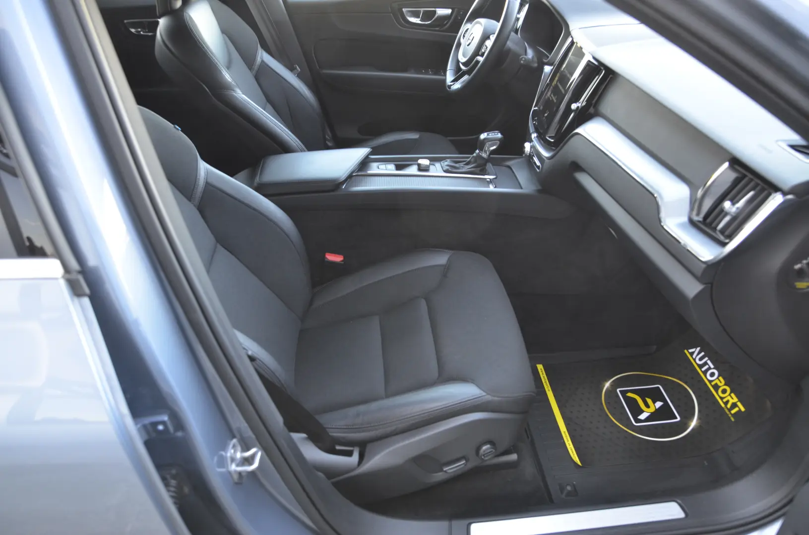 VOLVO XC60 D4 Geartronic Initiate Edition