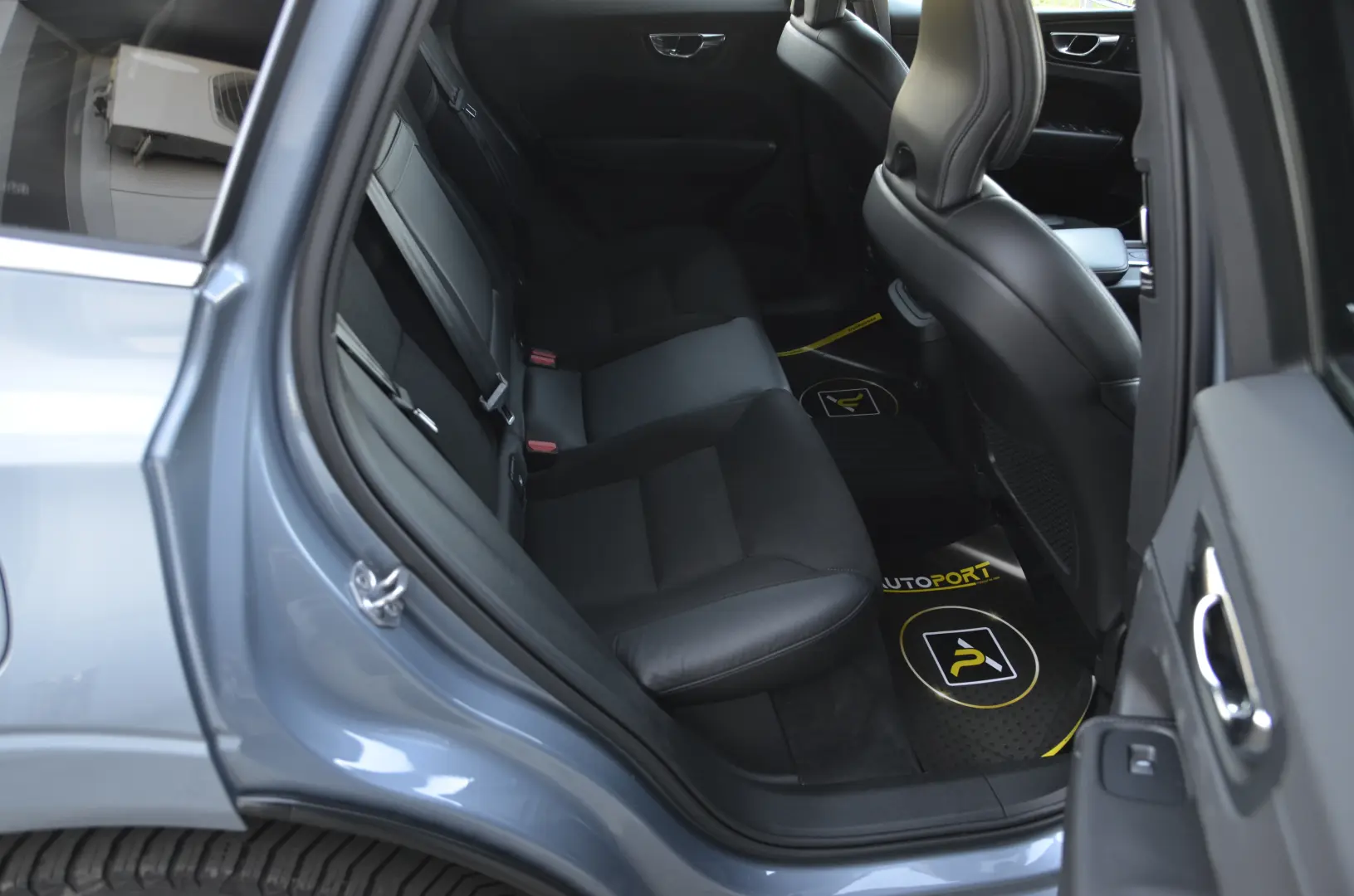 VOLVO XC60 D4 Geartronic Initiate Edition