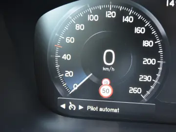 VOLVO XC60 D4 Geartronic Initiate Edition