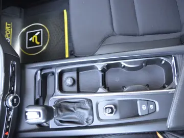 VOLVO XC60 D4 Geartronic Initiate Edition