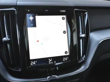 VOLVO XC60 D4 Geartronic Initiate Edition