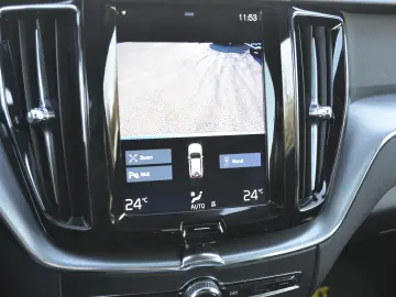 VOLVO XC60 D4 Geartronic Initiate Edition