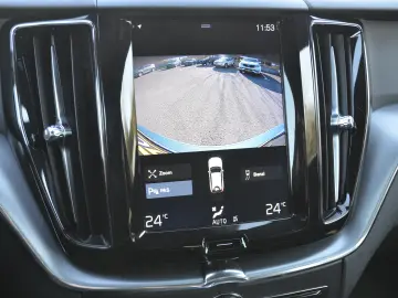 VOLVO XC60 D4 Geartronic Initiate Edition