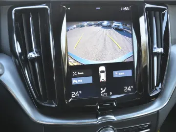 VOLVO XC60 D4 Geartronic Initiate Edition