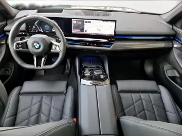 520 i Limo M-Sport AHK Pano 360  Standh Harman&
