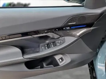 520 i Limo M-Sport AHK Pano 360  Standh Harman&