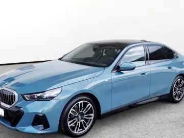 520 i Limo M-Sport AHK Pano 360  Standh Harman&