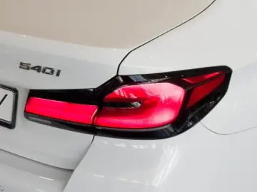 540 i xDrive Limousine M Sport Memory StandHZG