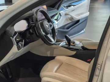 540 i xDrive Limousine M Sport Memory StandHZG