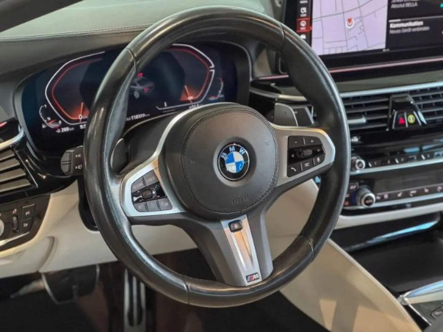 540 i xDrive Limousine M Sport Memory StandHZG