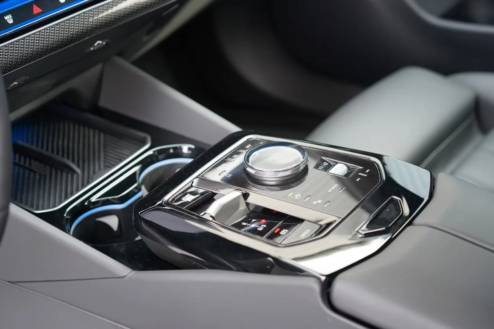 BMW 520 i M Sport ICONIC 360 HEADUP KEY