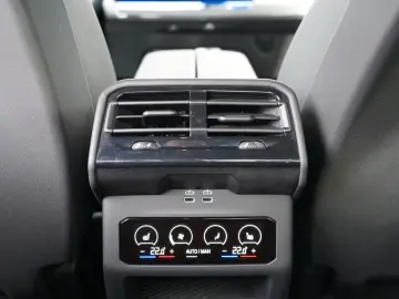 BMW 520 i M Sport ICONIC 360 HEADUP KEY